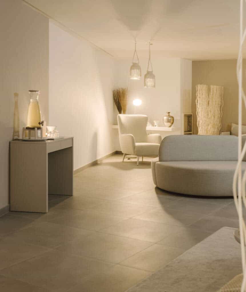 Accommodation - Longevity