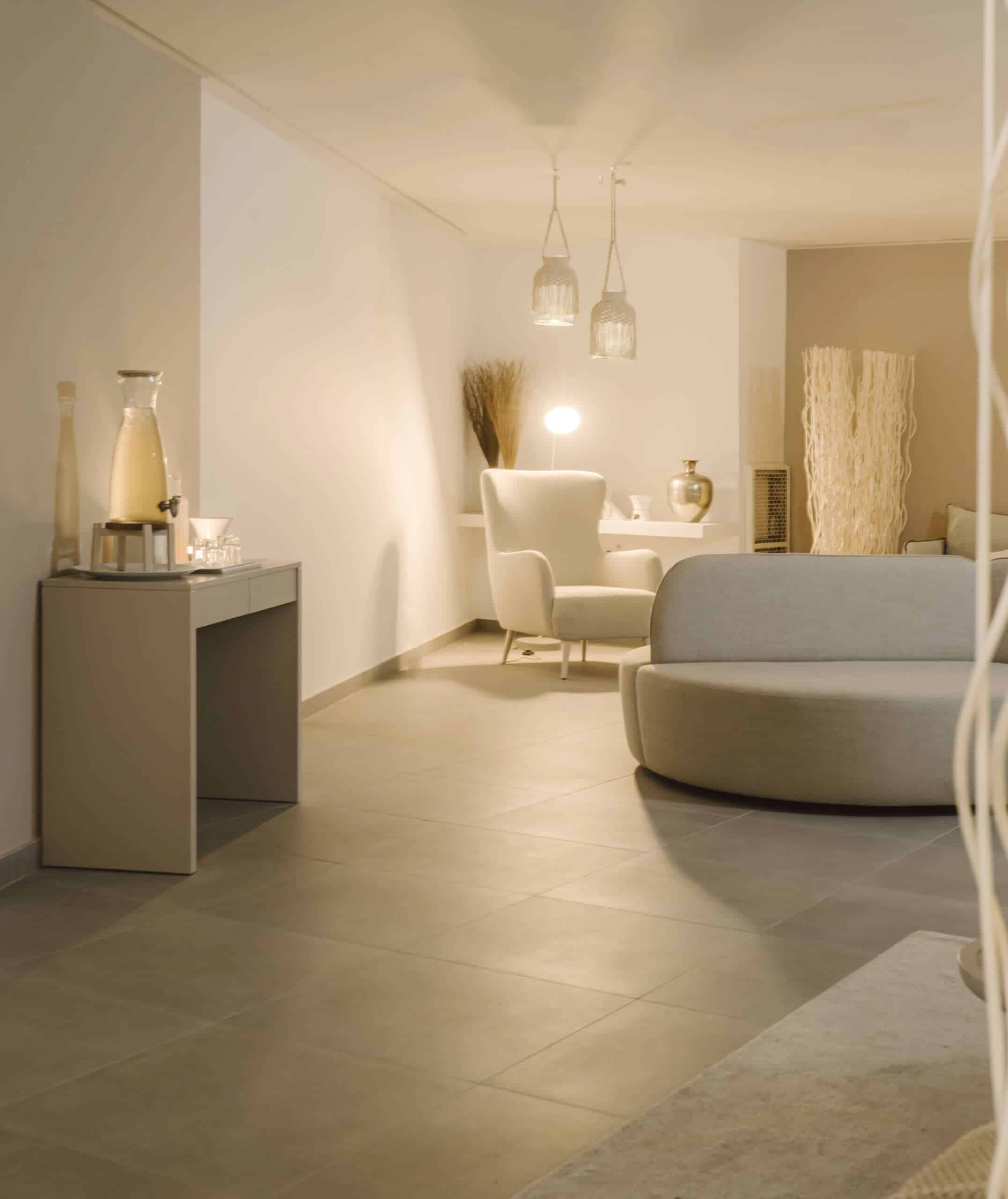 Accommodation - Longevity